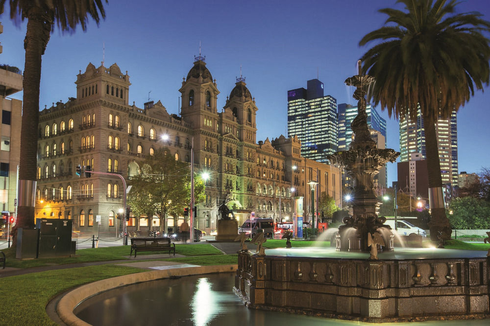 Windsor Hotel Melbourne from Spring Street