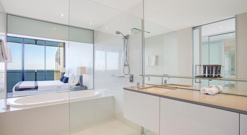 175 Gold Coast Hotels With In Room Spa Bath